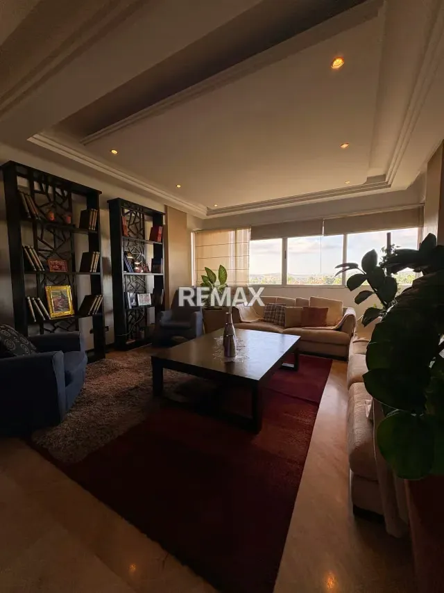 En venta Apartamento revestido en mármol al este de Barquisimeto Residencias Paris - 17