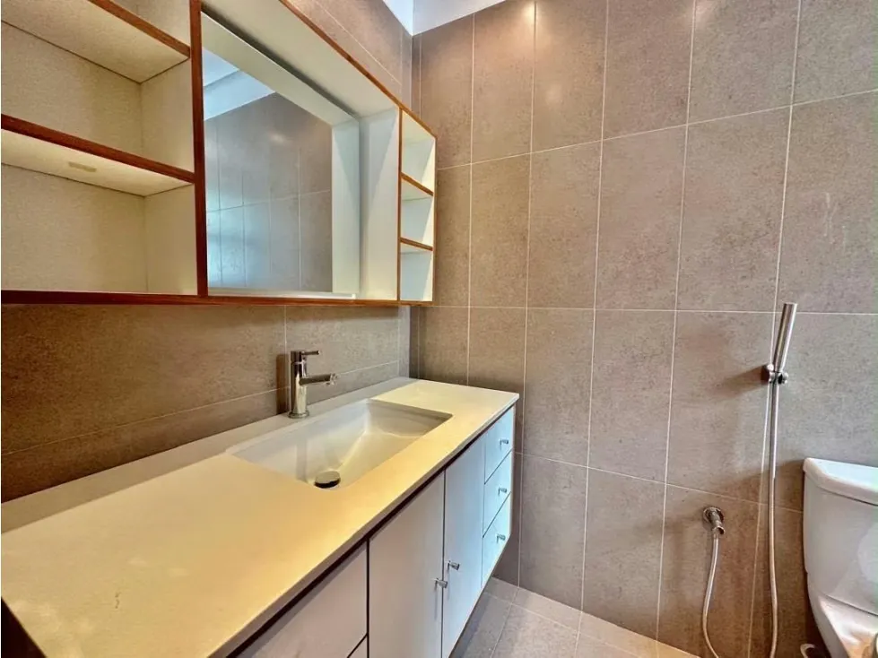 Casa en alquiler 1000m2 4H+S/4.5B+S/4P Altamira - 13