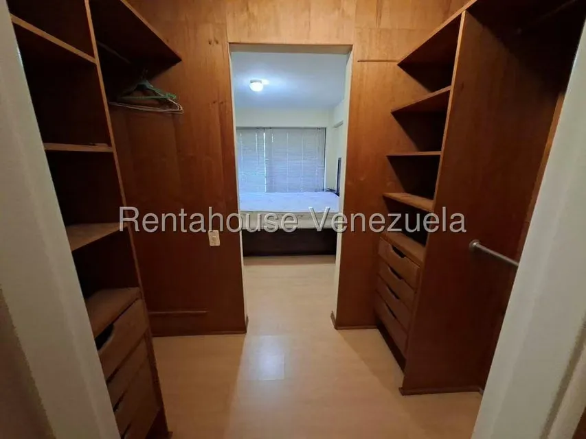 Apartamento (1 Nivel) en Alquiler en El Rosal, Distrito Metropolitano - 15