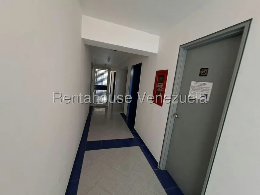 Apartamento (1 Nivel) en Alquiler en El Rosal, Distrito Metropolitano - 19