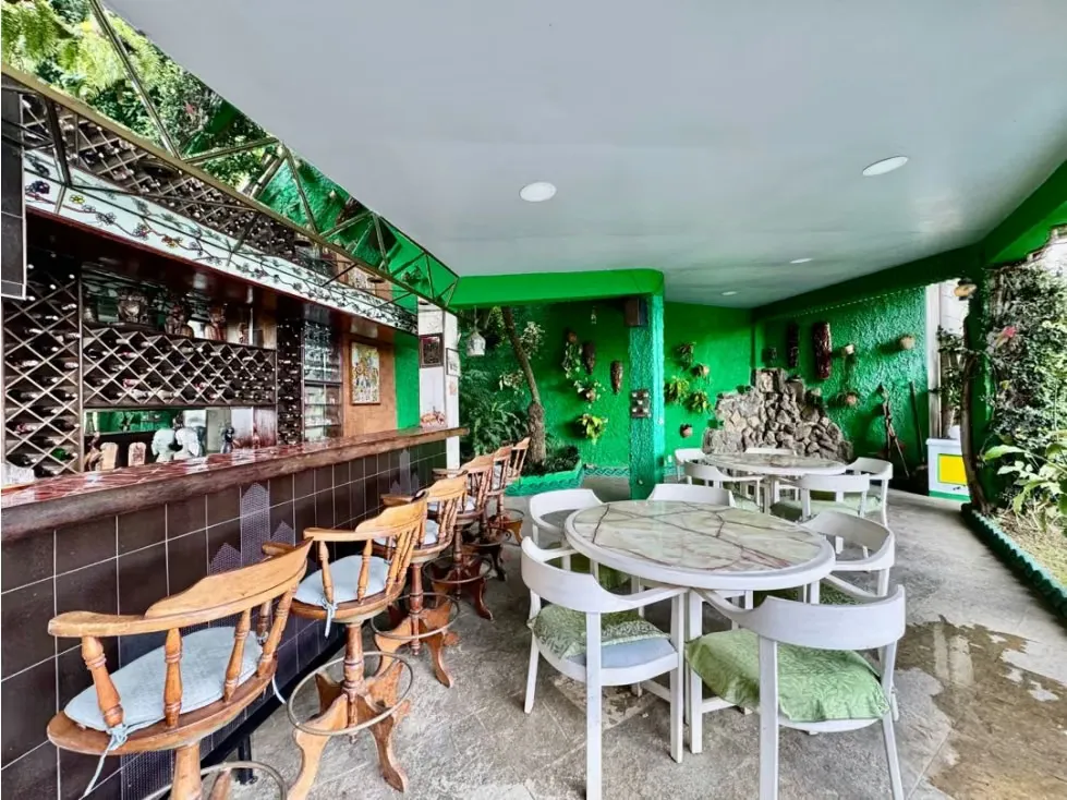 Se vende PB 294m2 4h+s+ch/6b/4p Chulavista - 2