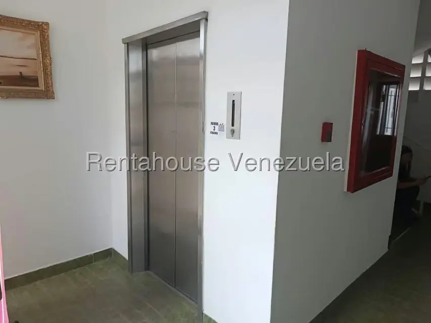 Oficina en Venta en Centro, Lara - 2