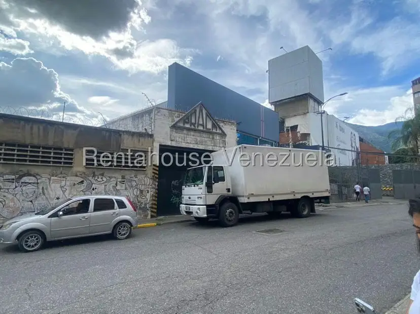 Comercial (Galpon - Deposito) en Venta en Boleita Sur, Distrito Metropolitano