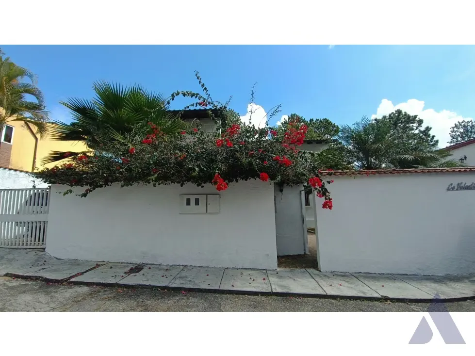 Se vende casa 273m2 La Lagunita 1790