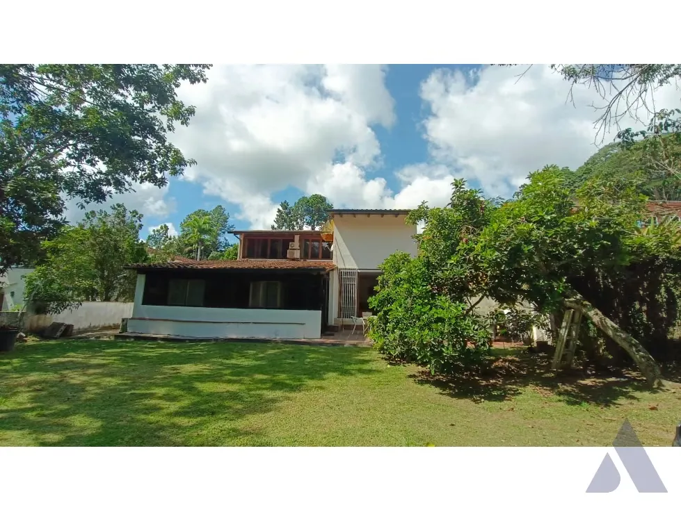 Se vende casa 273m2 La Lagunita 1790 - 22
