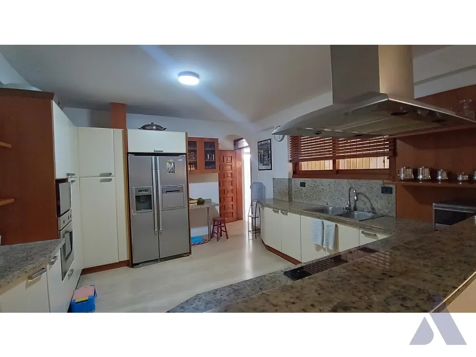 Se vende casa 273m2 La Lagunita 1790 - 9