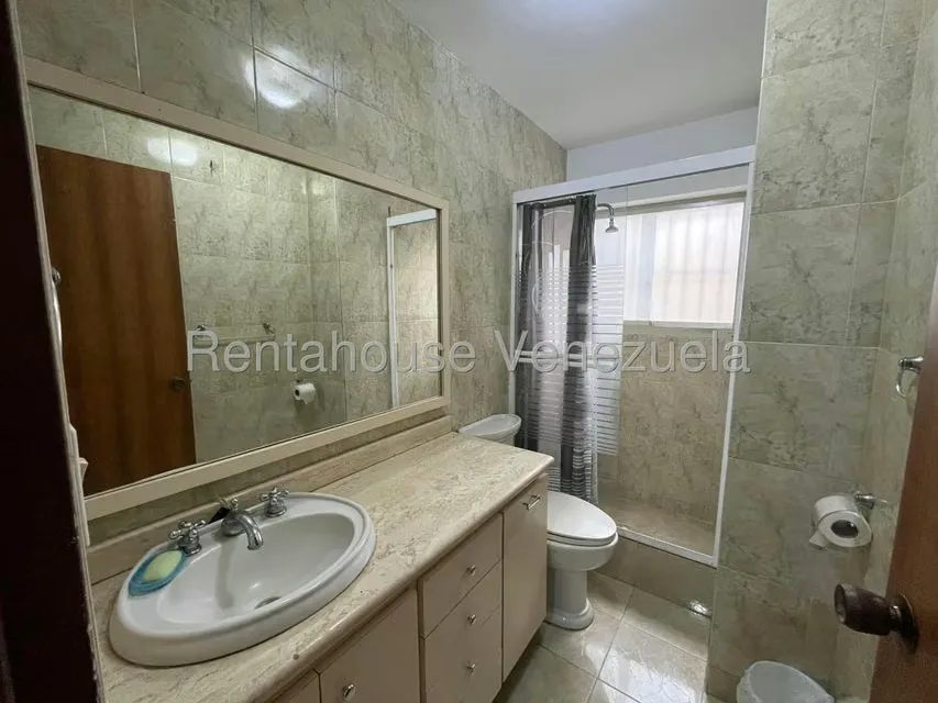 Apartamento (1 Nivel) en Venta en El Marques, Distrito Metropolitano - 20
