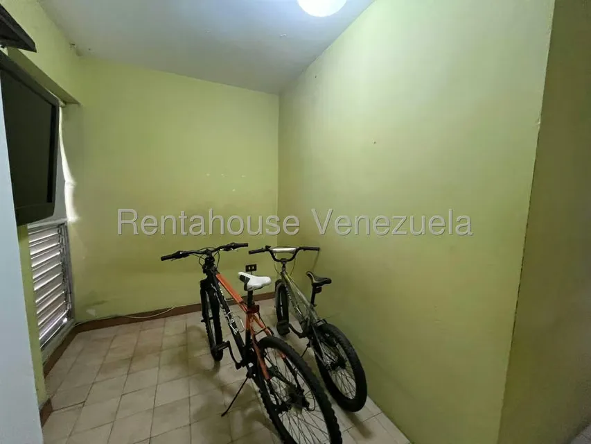 Apartamento (1 Nivel) en Venta en El Marques, Distrito Metropolitano - 23