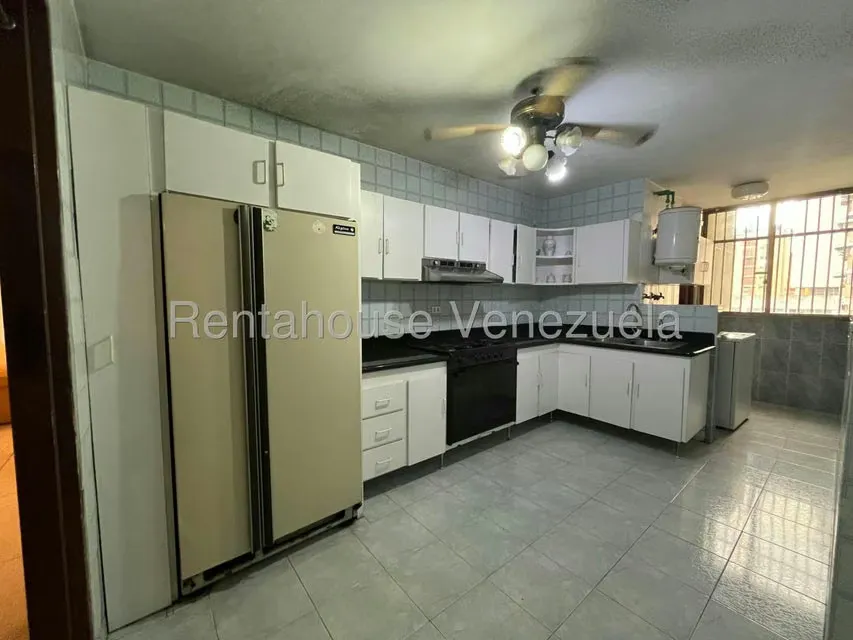 Apartamento (1 Nivel) en Venta en El Marques, Distrito Metropolitano - 10