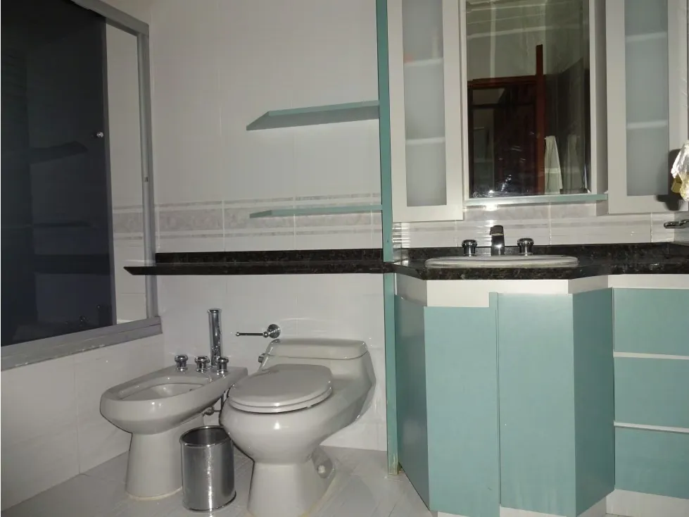 Se Vende Apt/430M2/4h+2s/5b+s/6p/Los Chorros/4435 - 17
