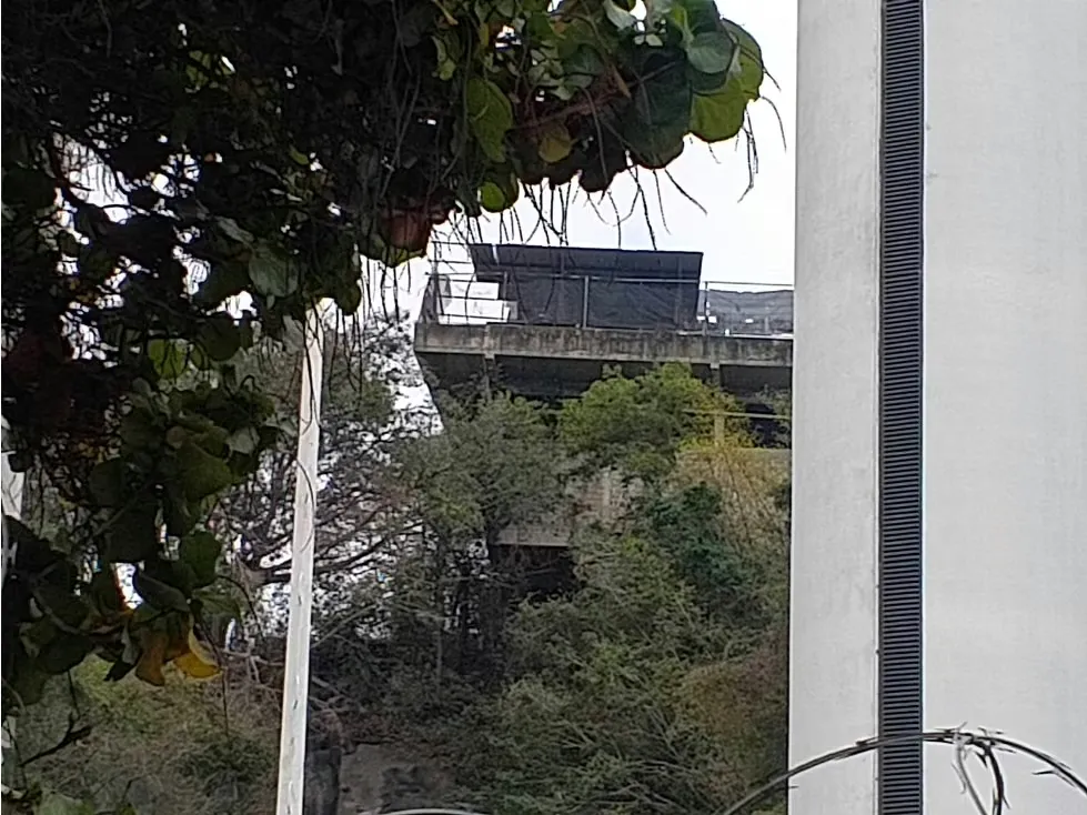 VENTA DE TERRENO, ESTACIONAMIENTO EN LAS MINAS DE BARUTA 4.319 M2 - 6