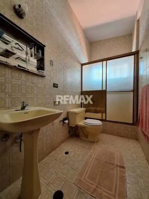 EN VENTA AMPLIA CASA EN LA URB. SABANAMAR - 16