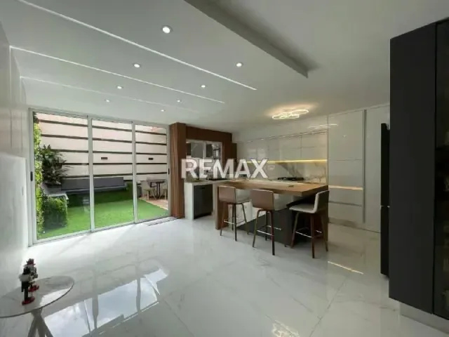 Townhouse en VENTA. Terrazas del Camoruco, Urb. Valles de Camoruco - 3