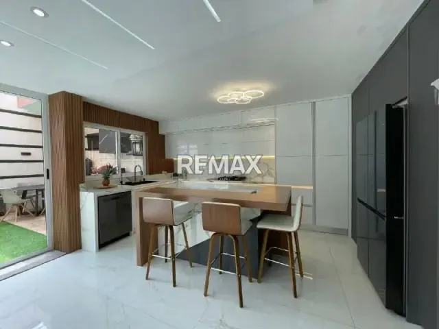 Townhouse en VENTA. Terrazas del Camoruco, Urb. Valles de Camoruco - 6