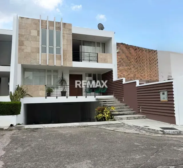 Casa de lujo en Urb Portofino