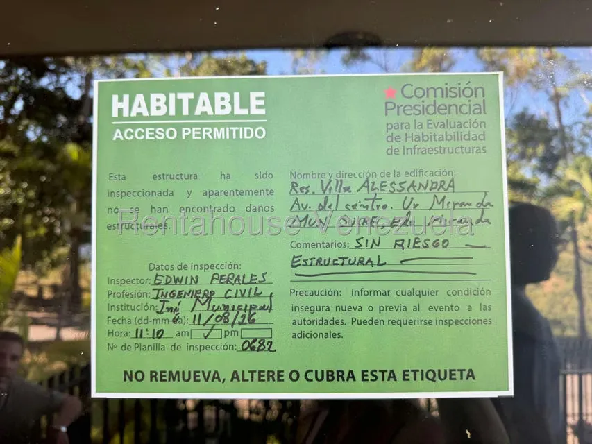 Apartamento (Duplex) en Venta en Miranda, Distrito Metropolitano - 23