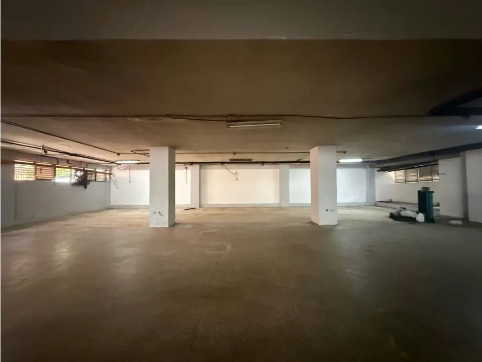Se alquila galpón industrial 700m2 El Llanito 1464 - 4