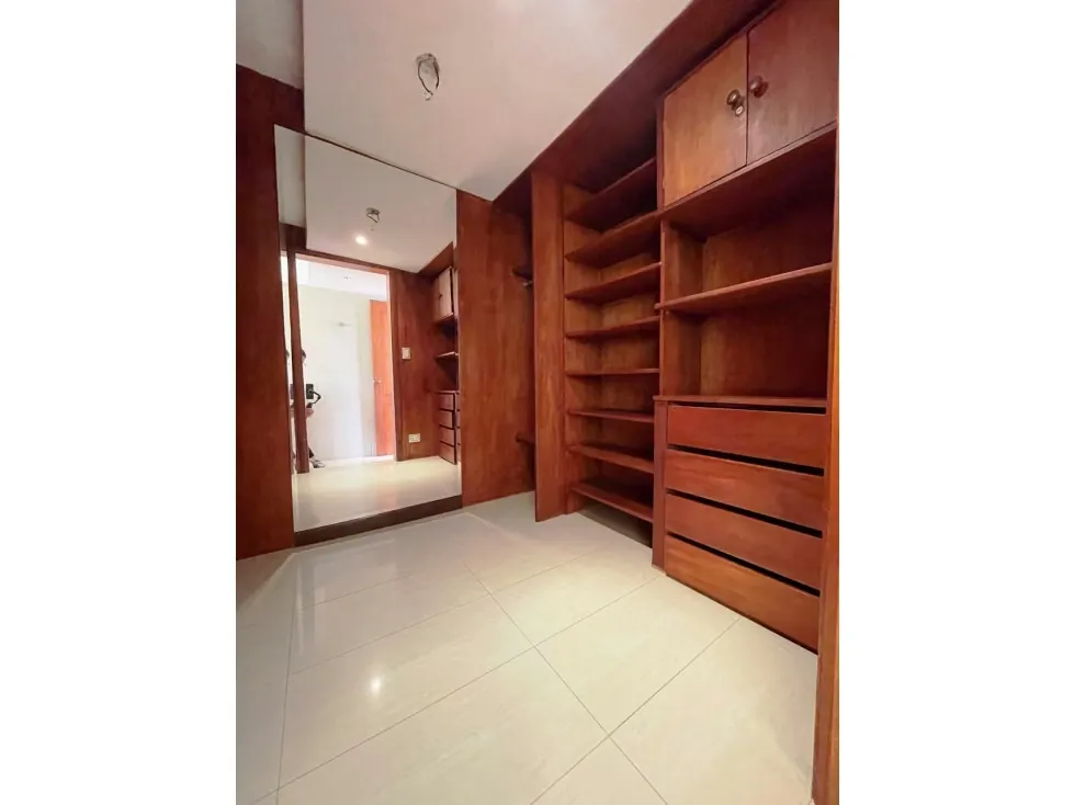 CASA - LA LAGUNITA - 340 Mts2 - 12