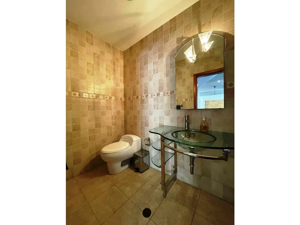 CASA - LA LAGUNITA - 340 Mts2 - 6