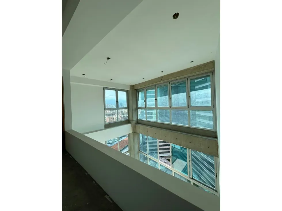 PENT HOUSE TRIPLEX EN VENTA 300 M2 - URB CAMPO ALEGRE - 19