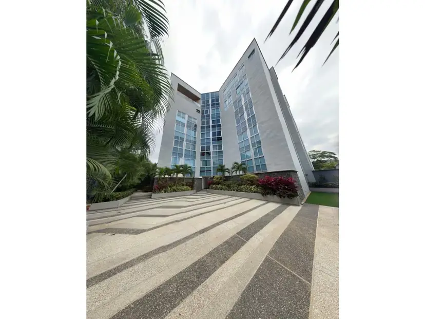 Se Vende Apto 170 m2 3H+S/ 3.5 B+ S / 3P Valle arriba y la Mercedes