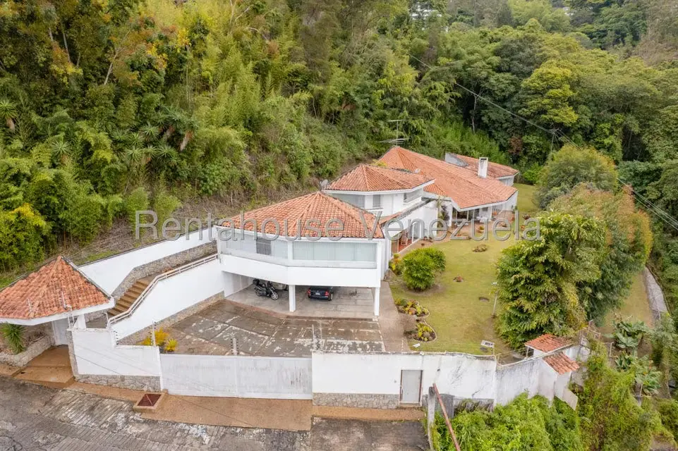 Casa (Multipes Niveles) en Venta en Oripoto, Distrito Metropolitano - 2