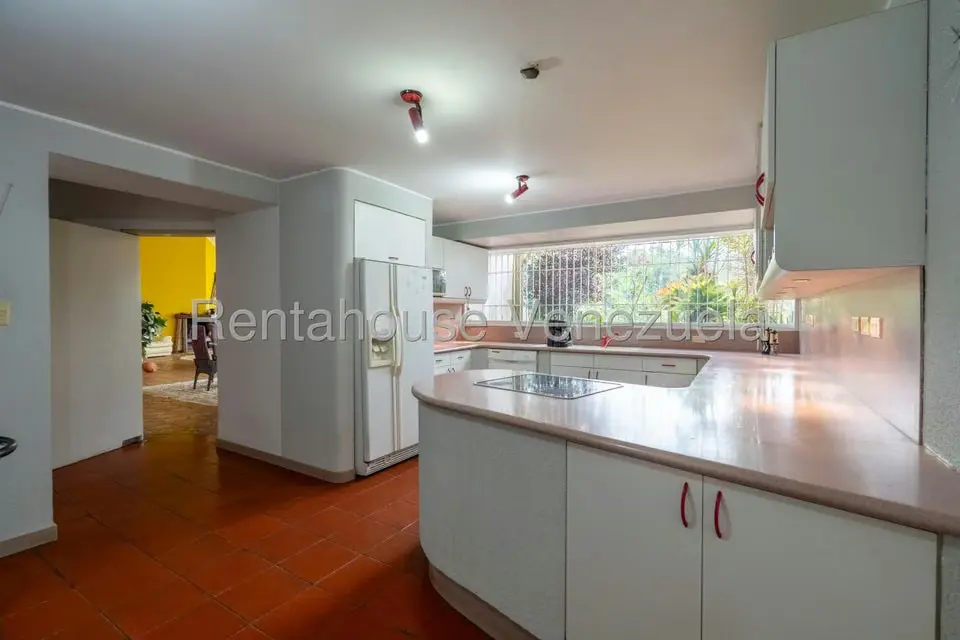 Casa (Multipes Niveles) en Venta en Oripoto, Distrito Metropolitano - 43