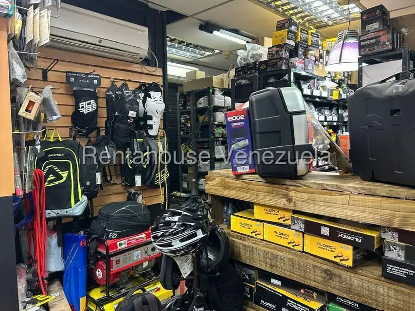 Negocios y Empresas (Automotores) en Venta en Los Dos Caminos, Distrito Metropolitano - 14