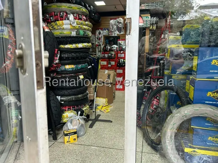 Negocios y Empresas (Automotores) en Venta en Los Dos Caminos, Distrito Metropolitano - 2
