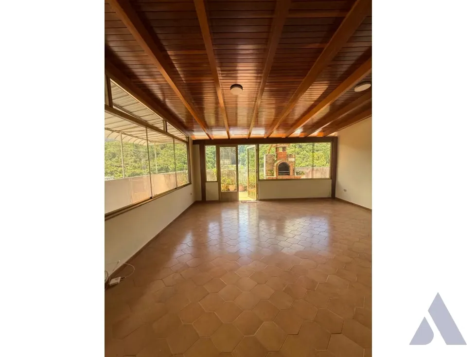 Se vende apartamento 218m2 La Trinidad 5876 - 3