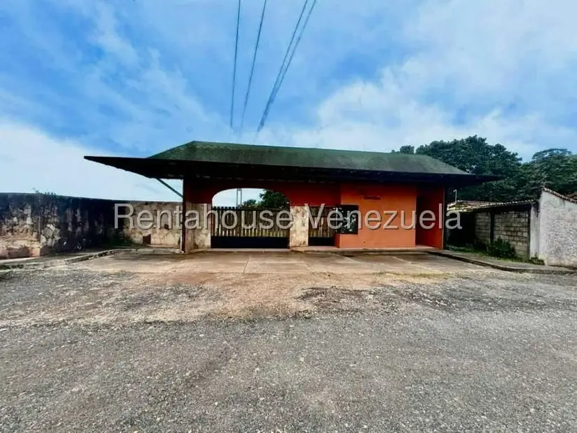 Terreno (Residencial) en Venta en Cueva del Oso, Tachira