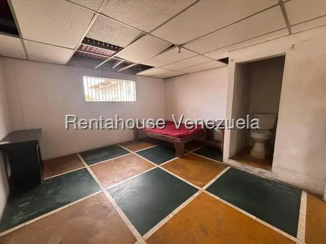 Local Comercial en Venta en Zona Oeste, Lara - 41