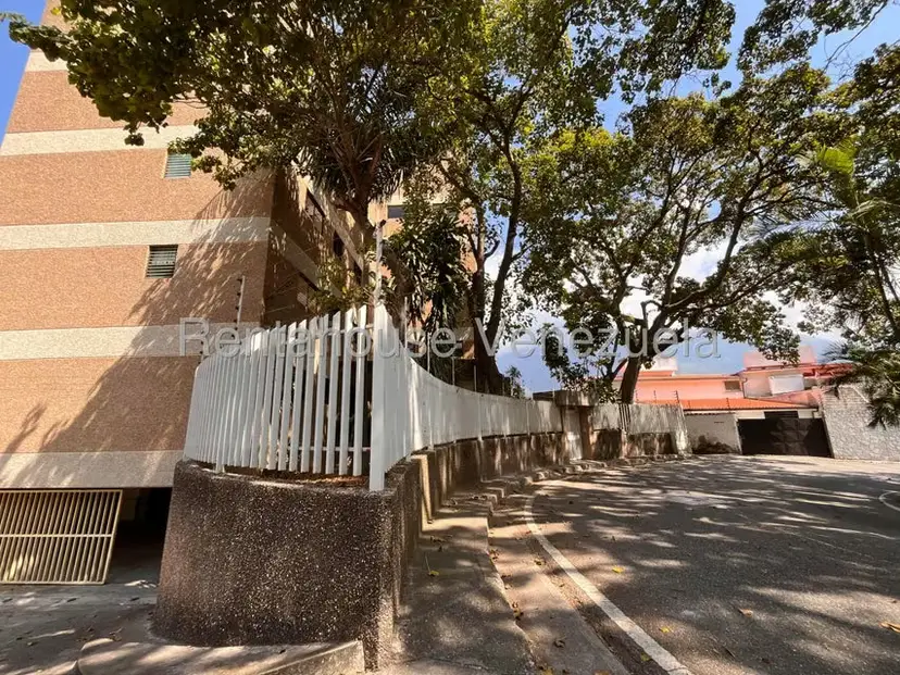 Apartamento (1 Nivel) en Venta en Colinas de Bello Monte, Distrito Metropolitano