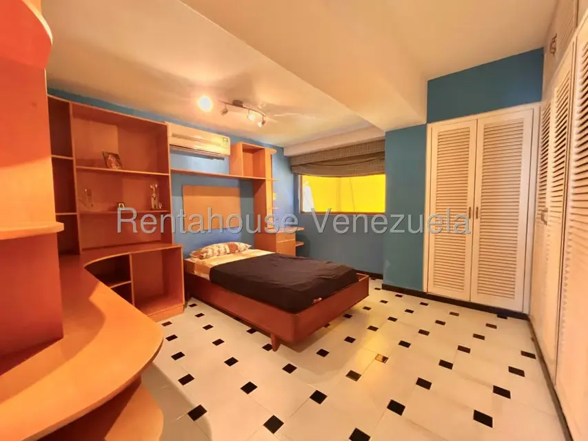 Apartamento (1 Nivel) en Venta en Colinas de Bello Monte, Distrito Metropolitano - 25