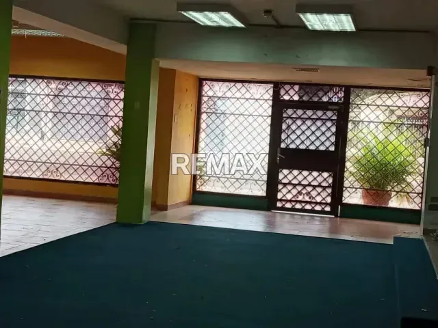 Local en Alquiler en Avenida 10 Entre Calle 69 y 70 - 11