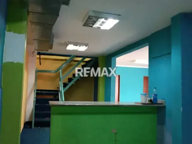 Local en Alquiler en Avenida 10 Entre Calle 69 y 70 - 12