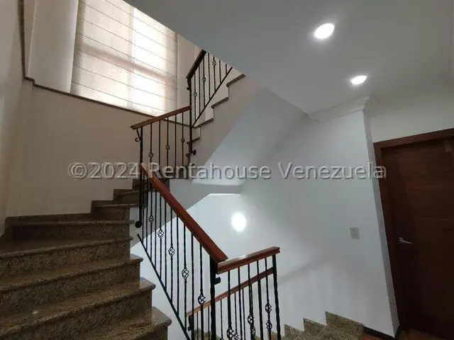 Apartamento (Penthouse) en Venta en La Trigaleña, Carabobo - 35