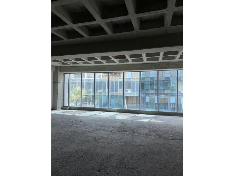 VENTA DE OFICINA/LOCAL COMERCIAL 527 m², MEZZANINA , LAS MERCEDES - 5