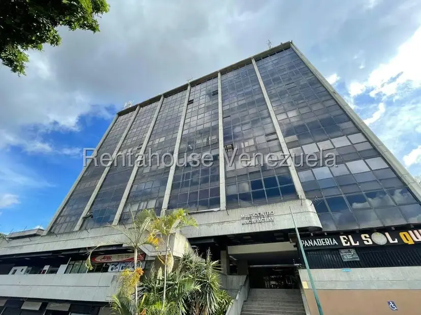 Comercial (Oficina) en Alquiler en Macaracuay, Distrito Metropolitano