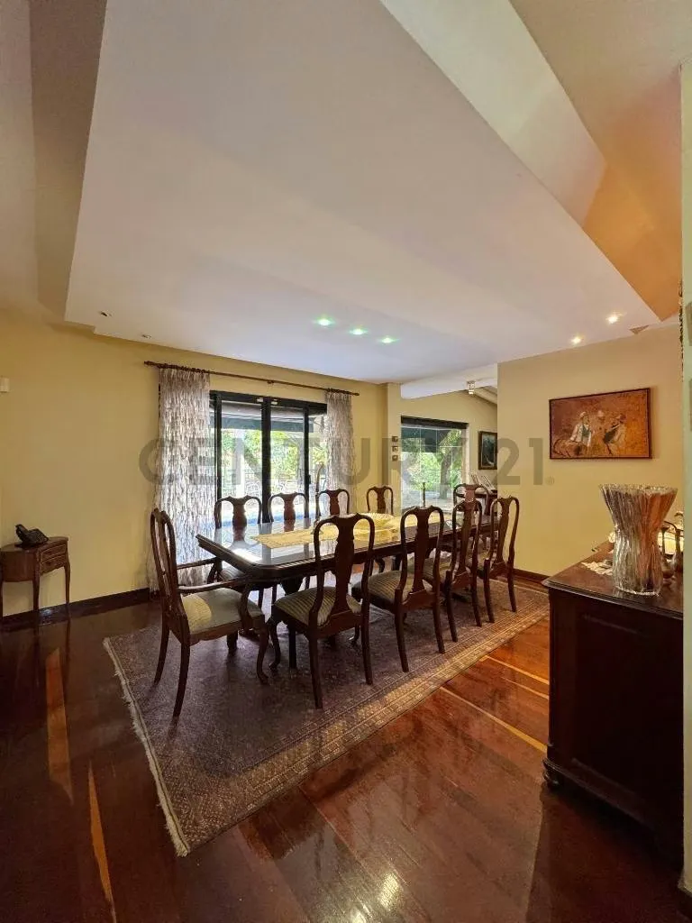 Casa en Venta en Santa Fe Sur | Calle Privada | Valle Alto - 4