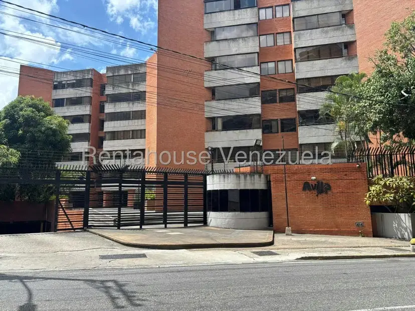 Apartamento (Penthouse) en Alquiler en Los Chorros, Distrito Metropolitano