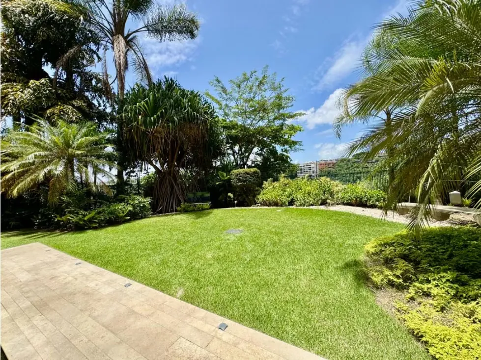 Se vende y/o alquila PB 438m2 + 350m2 jardín 3h+s/6b/3p Chulavista - 12