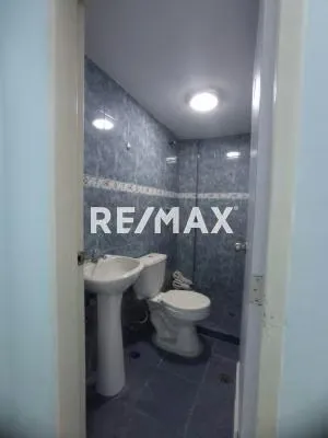 Alquiler de OFICINA CON PLANTA ideal para tu Negocio - 3