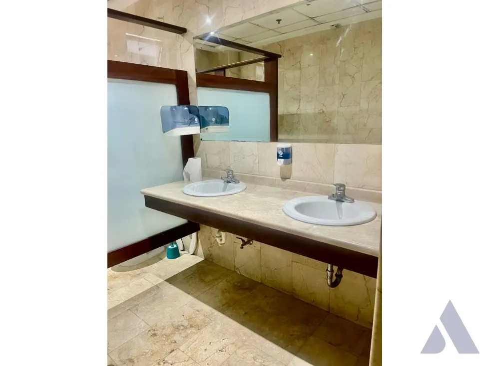 Vendo edificio 4136m2 Las Mercedes 0420 - 6
