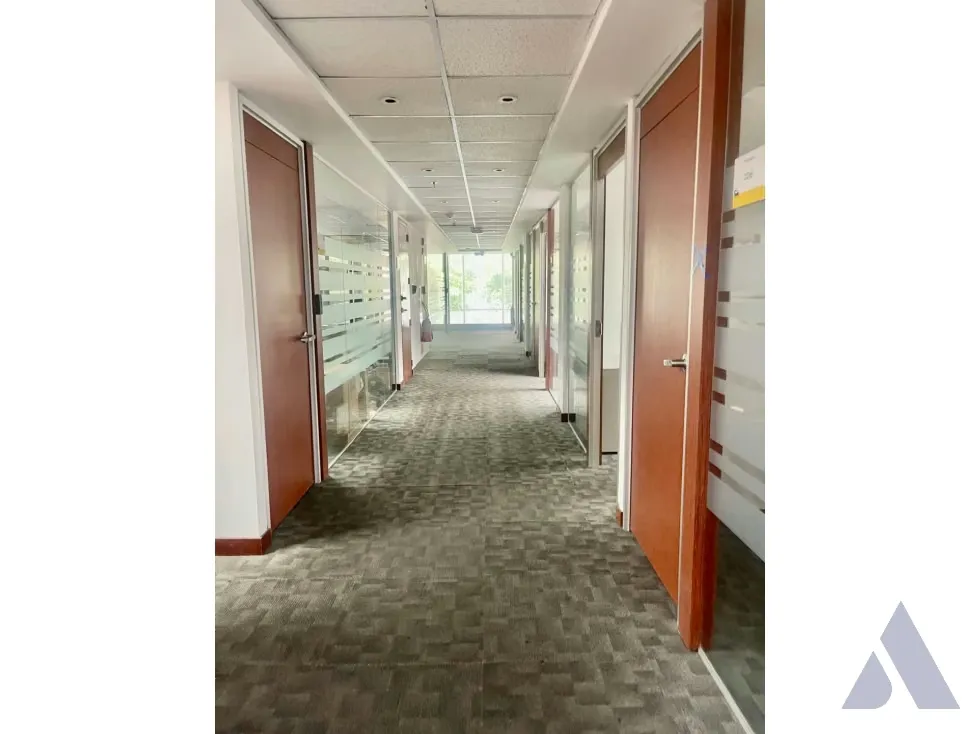 Vendo edificio 4136m2 Las Mercedes 0420 - 10