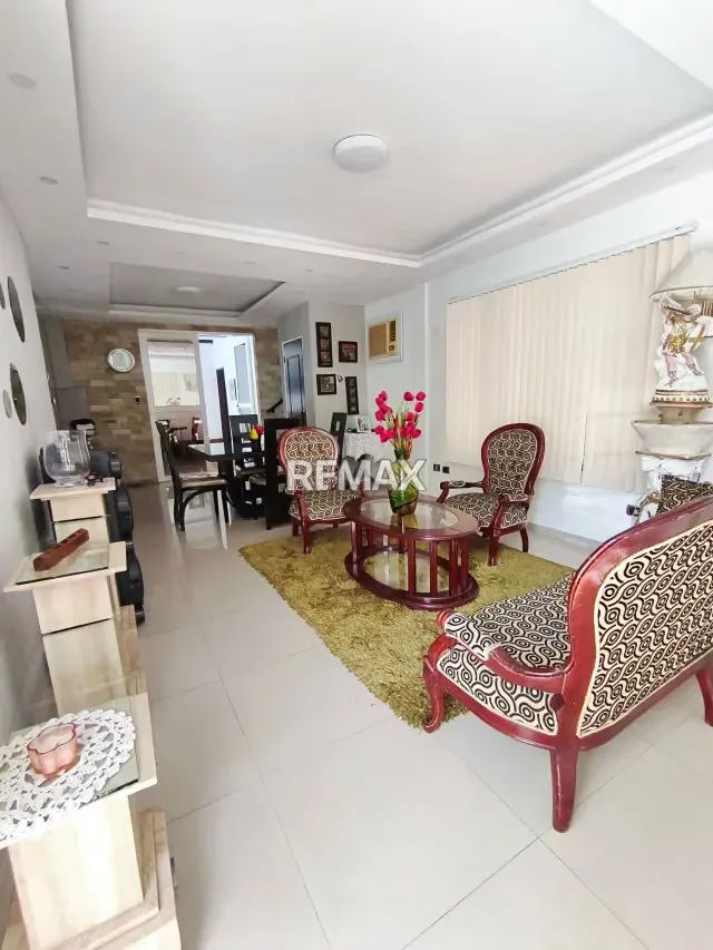 En venta tonwhouse exclusivo En Villa Ingenio