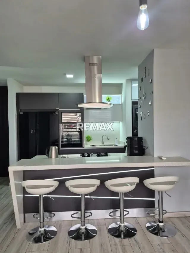 HERMOSO APTO EN VENTA