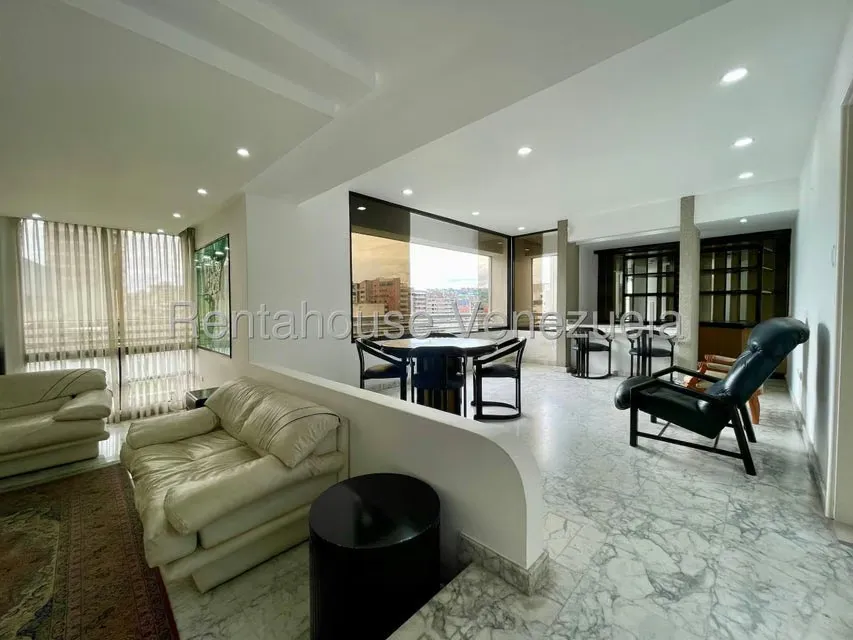 Apartamento (1 Nivel) en Venta en La Florida, Distrito Metropolitano - 15