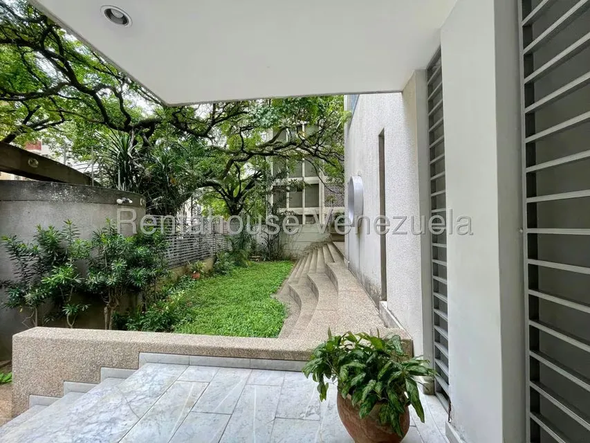 Apartamento (1 Nivel) en Venta en La Florida, Distrito Metropolitano - 5