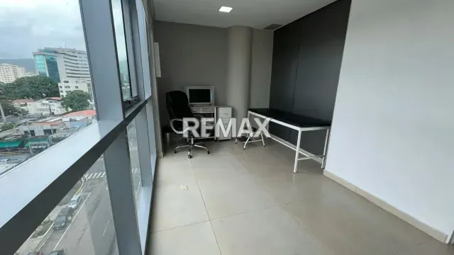 EN ALQUILER: Consultorio Médico en Concepto La Viña - 2